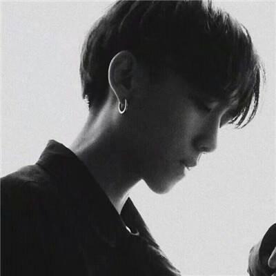 伤感个性动漫男生帅气霸气头像带耳机二次元图片