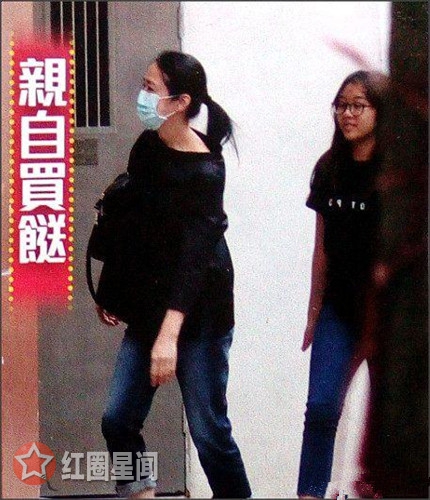 刘德华朱丽倩差几岁 刘德华痊愈出院朱丽倩容颜憔悴图片