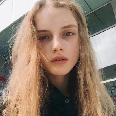 qq女生头像白边污女图片