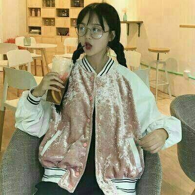 好看的女生头像图片远图片