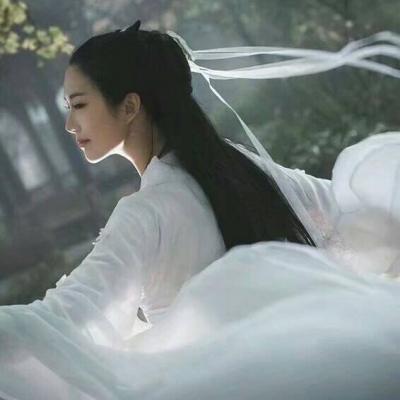 女生图片短发霸气头像图片