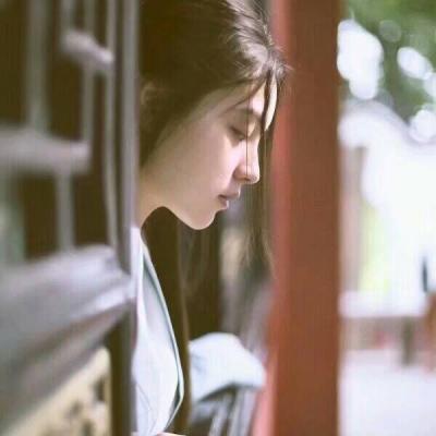 女生图片短发霸气头像图片