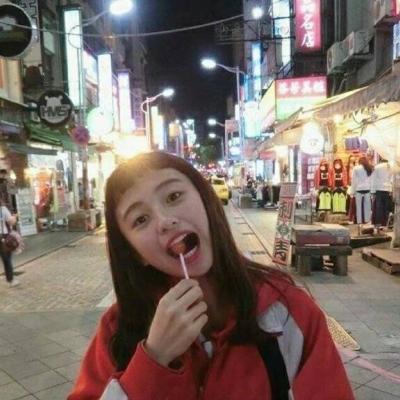 有个性的背影头像女生图片