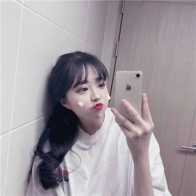 qq女生头像带字双影图片