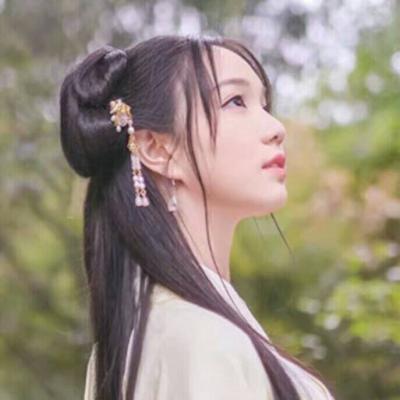 非主流麻花辫女生头像图片