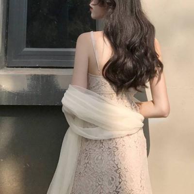 qq头像个性网女生半裸图片