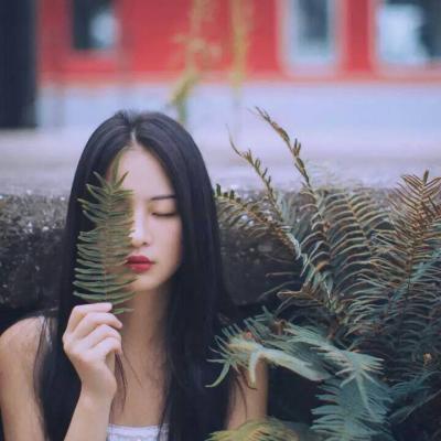 韩版头像女生黑白霸气图片