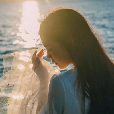 韩版头像女生黑白霸气图片