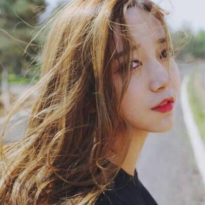 qq头像女生个性戴帽子图片