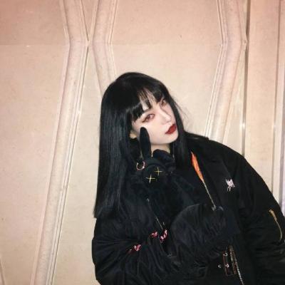 qq头像女生个性戴帽子图片