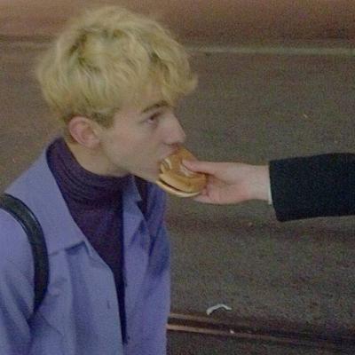 欧美好看图片头像女生男生头像带字头像图片