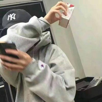 2018小狼狗头像微信用兔子头像男生心理图片