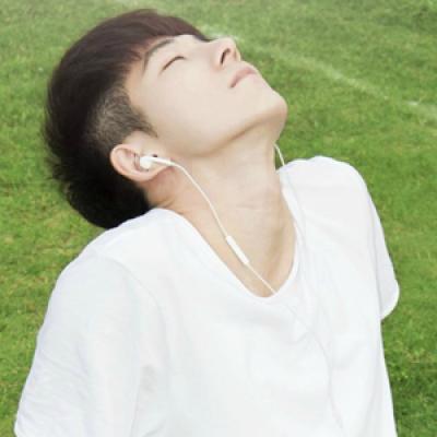 2018最火男生分手后换微信头像说明什么