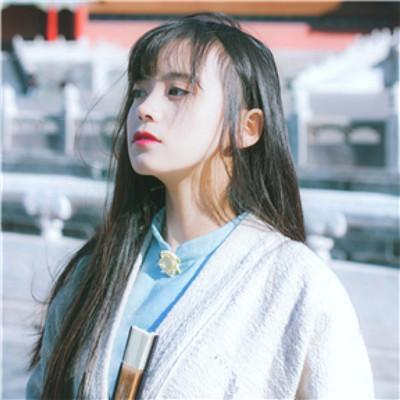 韩版短发女生头像高冷图片