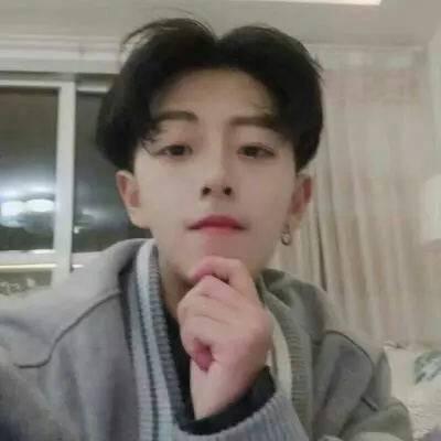 2018最新男生动漫头像越傻越好图片