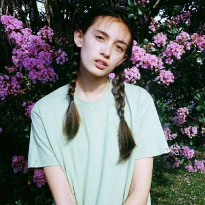 女生头像活泼可爱阳光图片