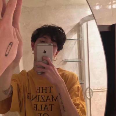 超酷帅气男生头像里面带字的图片图片