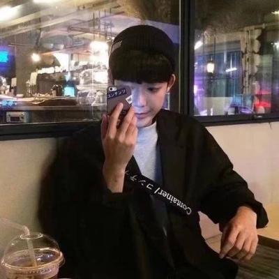 超酷帅气男生头像里面带字的图片图片