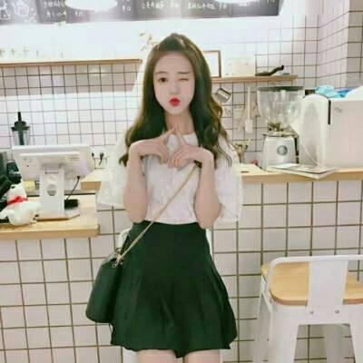 透明键盘女生头像大全图片