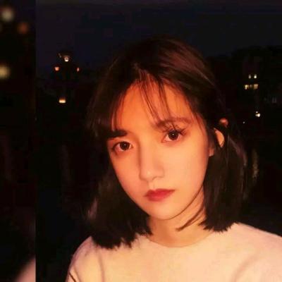 伤感图片短发女生头像图片