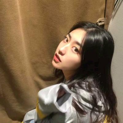 伤感图片短发女生头像图片