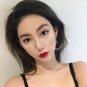 q q头像女生可爱白色图片