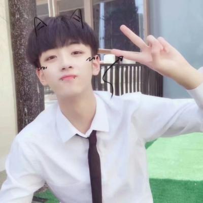 夏季清爽干净的丧男生抽烟的动漫头像图片