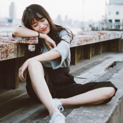 男生暗恋女生的qq头像图片