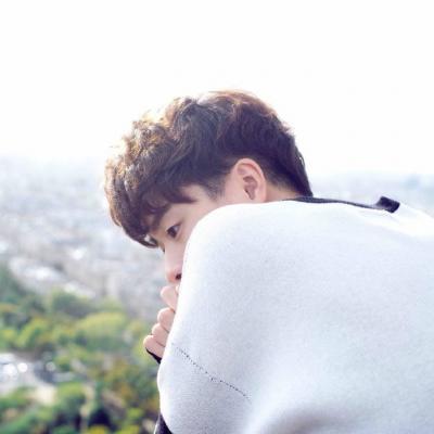 清爽干净的微信动漫男生帅气情侣头像图片