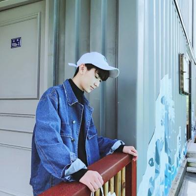 戴帽子的蓝色微信头像 男生图片