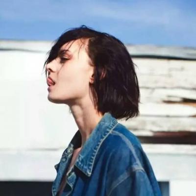 qq女生头像不带字最新图片