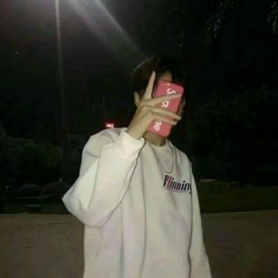 伤感颓废头像是小孩的男生图片