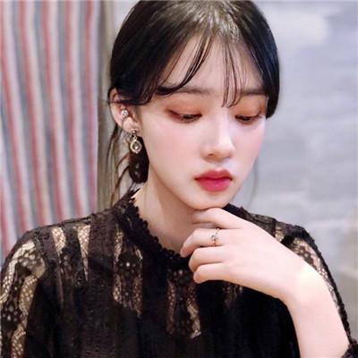 qq女生头像不带字最新图片