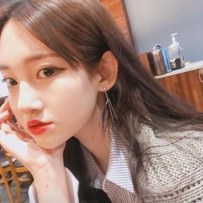 qq女生头像不带字最新图片