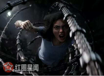 阿丽塔:战斗天使讲了什么 阿丽塔为爱战斗踏上冒险之旅图片