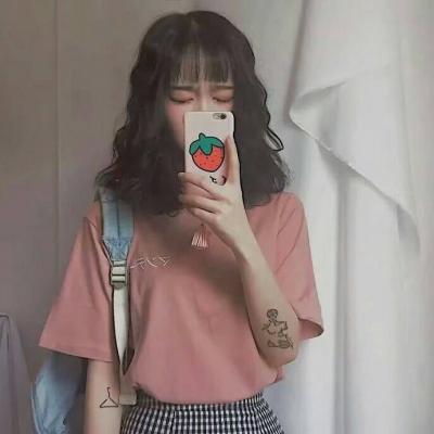 qq动态头像女生黑白图片