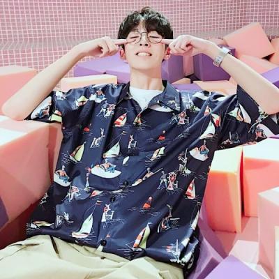 简单帅气的男生头像中老年图片