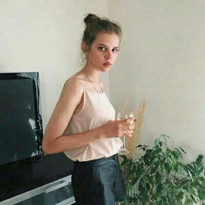 qq个性网头像女生精选图片