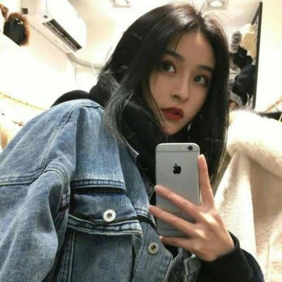 qq女生正面全身头像图片