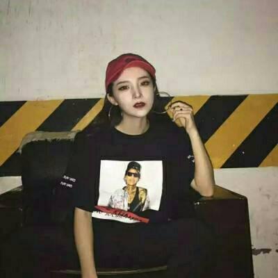 qq头像女生卡通可爱图片