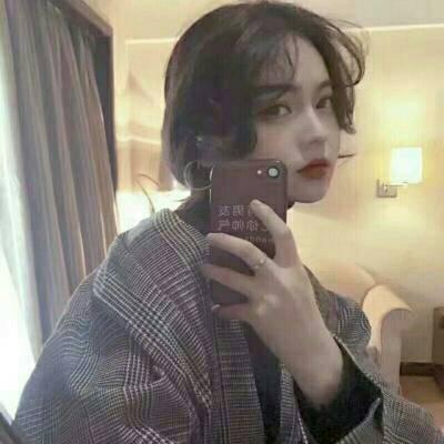 qq头像女生卡通可爱图片