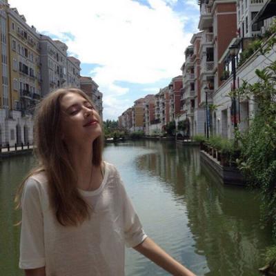 qq头像炫酷女生头像图片