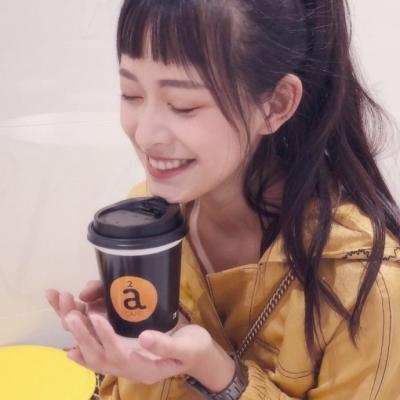 qq头像女生纯文字黑白图片
