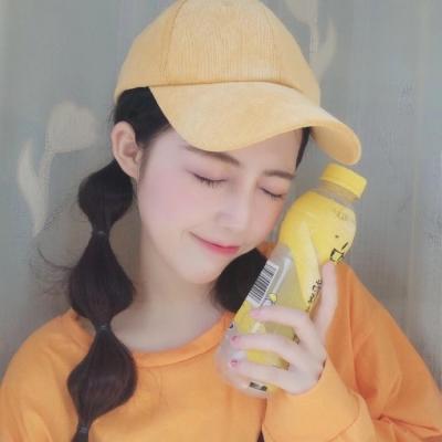 qq头像女生纯文字黑白图片