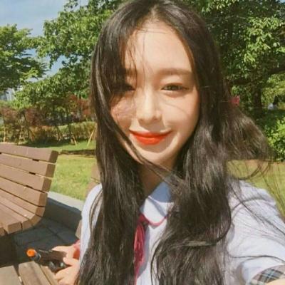 最新女生头像带字大全图片