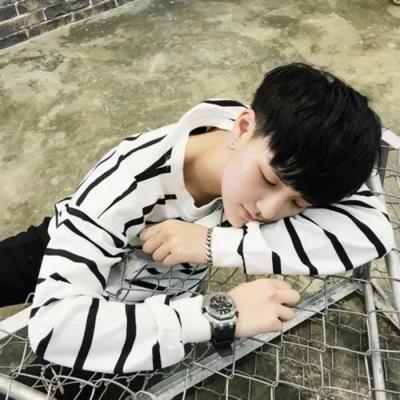 阳光帅气的微信最霸气的qq头像动漫男生图片