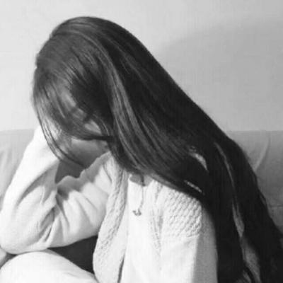伤感头像女生带字大图图片