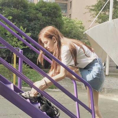 qq头像可爱小清新女生图片