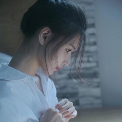 qq女生情侣头像动漫图片