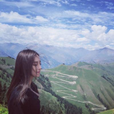 动漫头像女生闺蜜头像图片